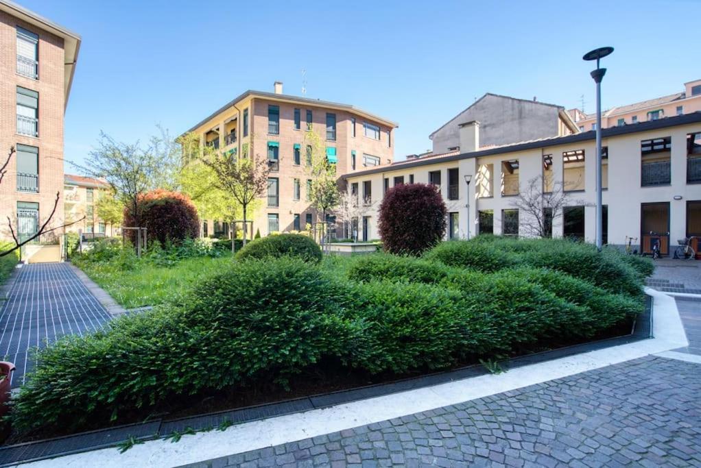 Italianflat - Canal Couture, Navigli Luxury Retreat Mediolan Zewnętrze zdjęcie
